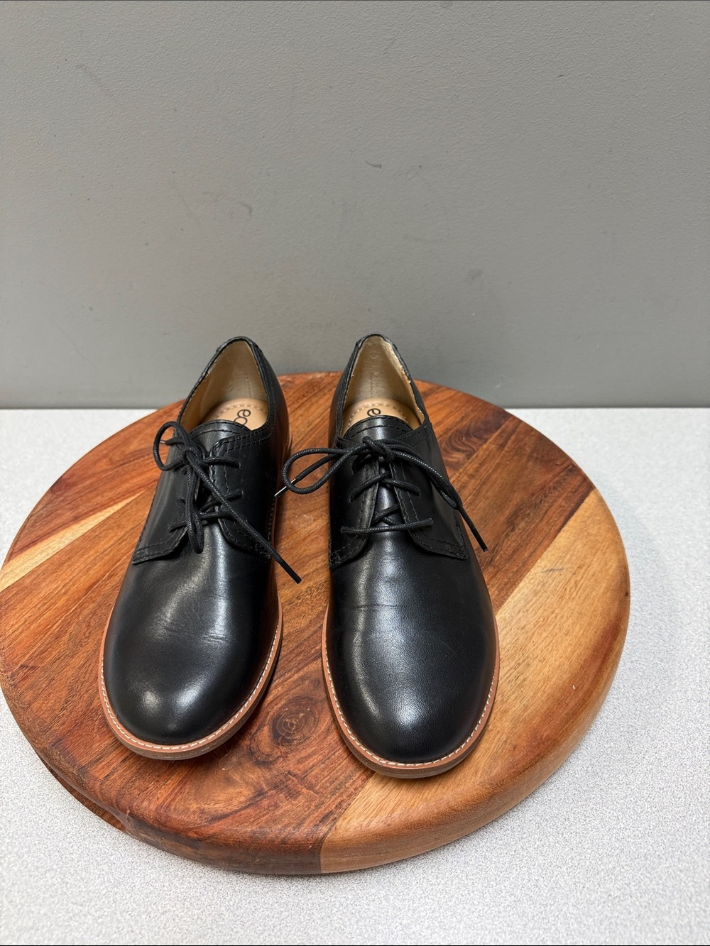 Earth Shoes Eane leather lace-up derby shoes‎ in black